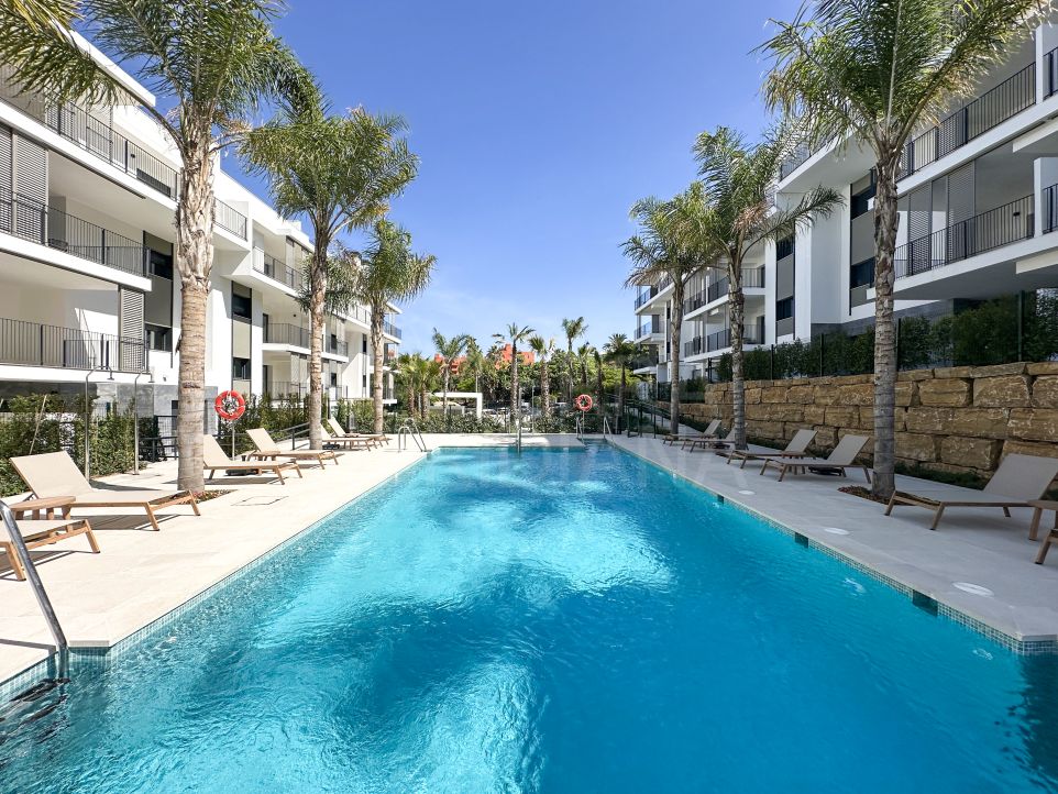 Brand new 2 bedroom ground floor apartment in the new development of Isidora Living, Estepona center
