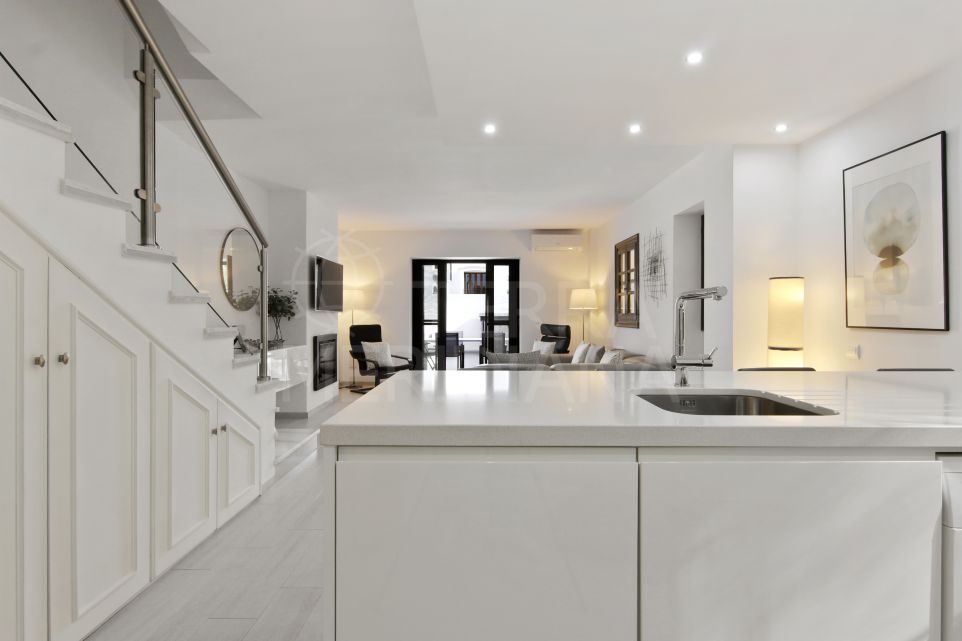 Superbe maison de ville rénovée de 2 chambres dans le complexe en première ligne de plage Villacana