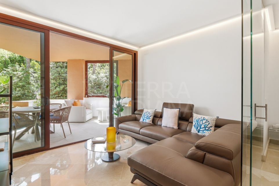 Luxury Studio Apartment For Sale in Five Star Resort Meliá Hacienda del Mar, Estepona East