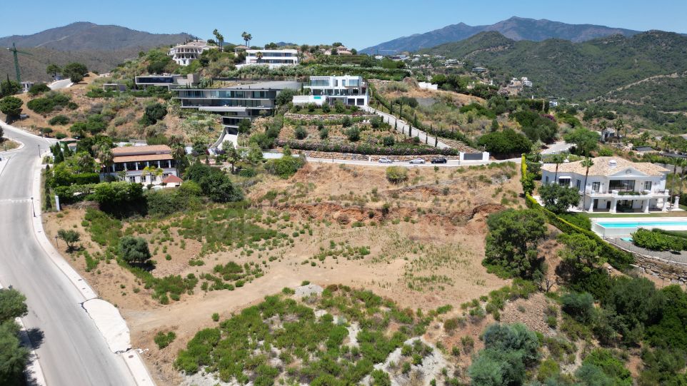 Terrain avec projet et vue mer à vendre dans l’exclusif Monte Mayor, Benahavís