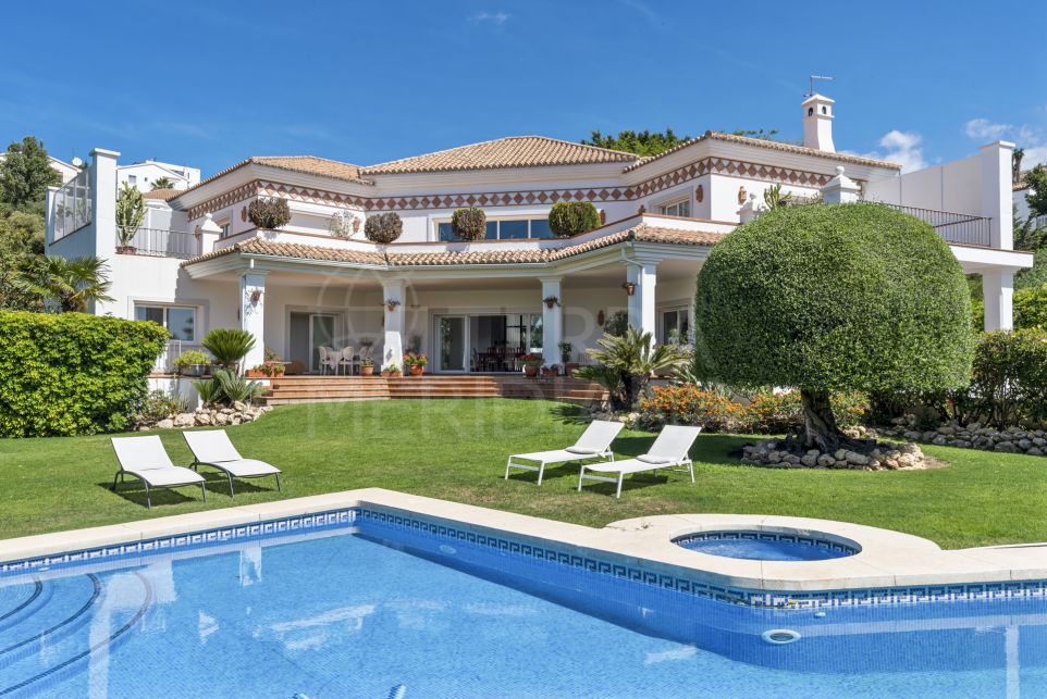 Вилла на продажу в Paraiso Alto, Бенахавис