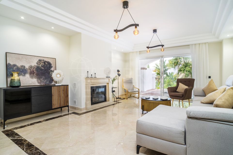 Апартамент на продажу в Montebello Hills, Золотая Миля