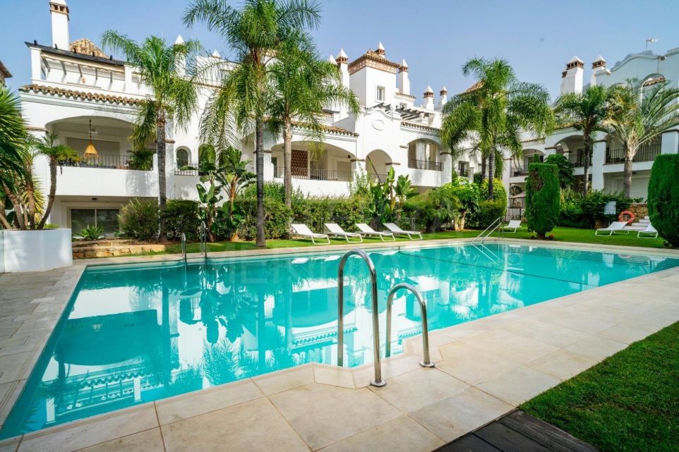 Impeccable appartement de 3 chambres dans la résidence Montebello Hills, à Sierra Blanca, Marbella