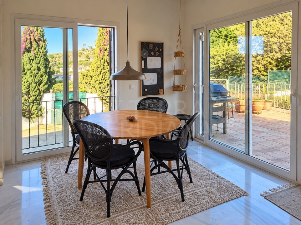 Âme andalouse, style scandinave — Un havre de paix privé à Estepona