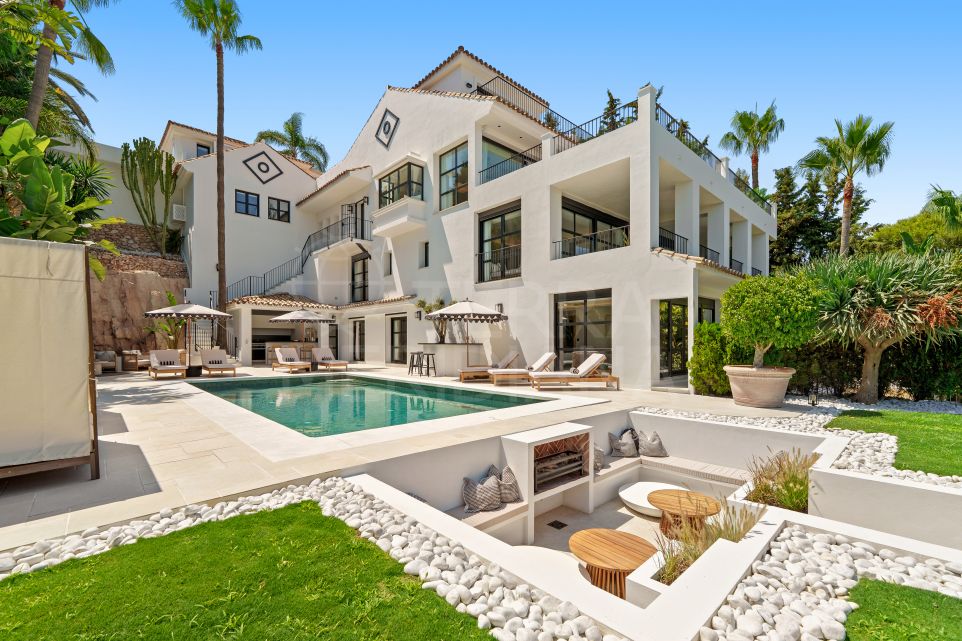 Villa de lujo de 5 niveles en venta en Nueva Andalucía, Marbella