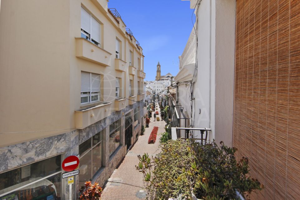 Corner Property with Customization Possibilities in Estepona Old Town