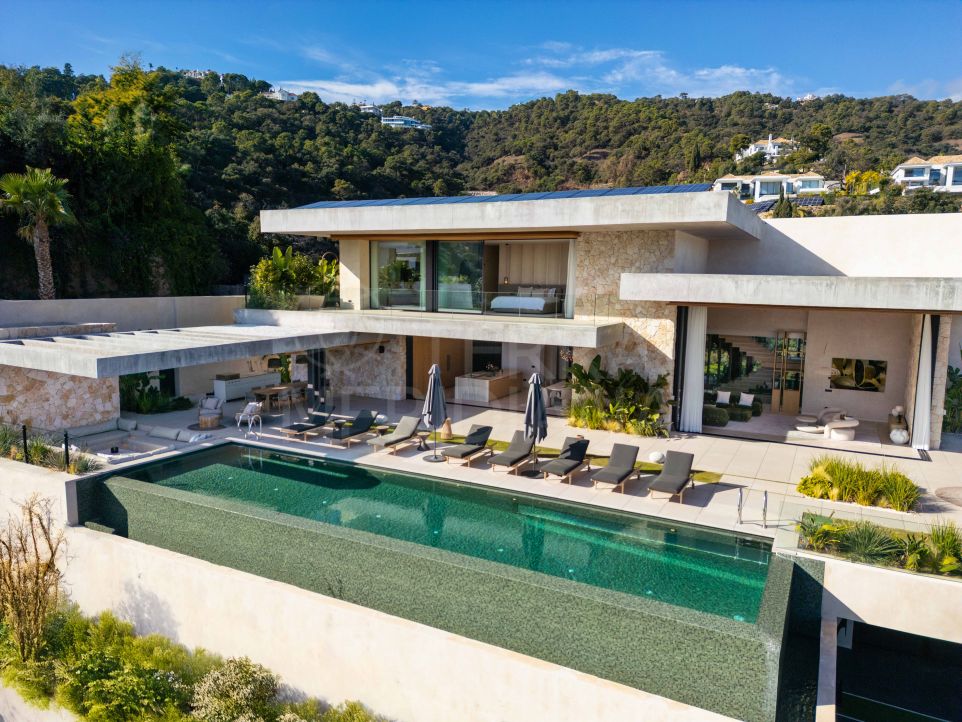 Une œuvre architecturale contemporaine à El Madroñal, Benahavís