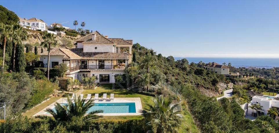 Роскошная вилла с 7 спальнями и видом на море на продажу в Ла Загалета, Бенахавис