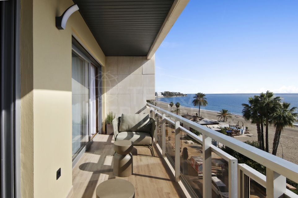 Exquisite 3 Bedroom Beachfront Penthouse For Sale in the heart of Estepona