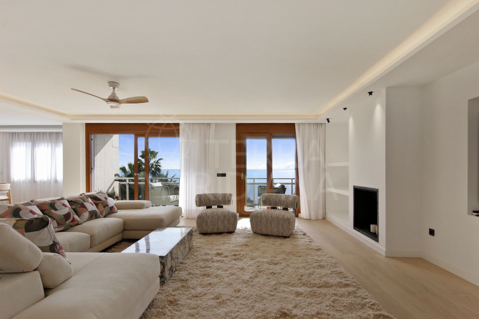 Exquisite 3 Bedroom Beachfront Penthouse For Sale in the heart of Estepona
