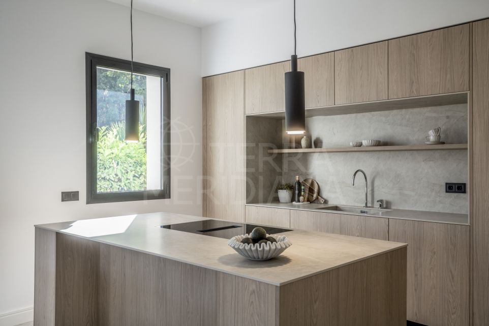 Un appartement de luxe magistralement rénové à Altos Reales, Sierra Blanca