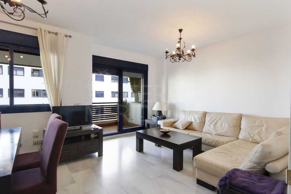 Charming Three-Bedroom Apartment in the Heart of Estepona Town
