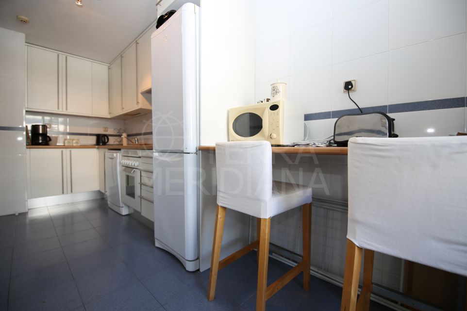 Очаровательная трехкомнатная квартира в самом сердце города Эстепона