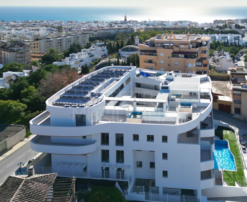 Superbe appartement neuf de 2 chambres avec vue sur la mer à vendre au centre d’Estepona