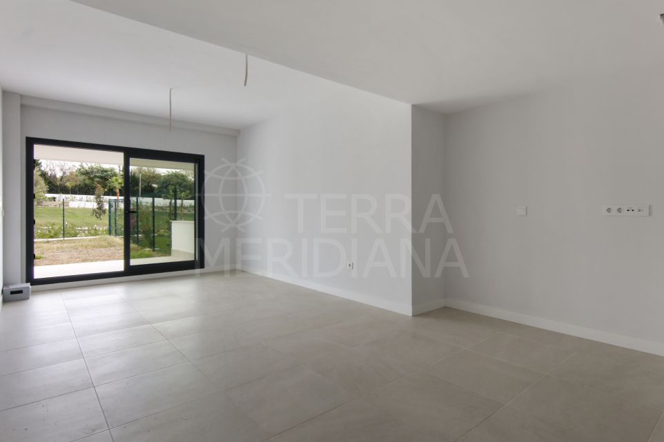 Ground-Floor Apartment in Aranya, La Resina, Selwo