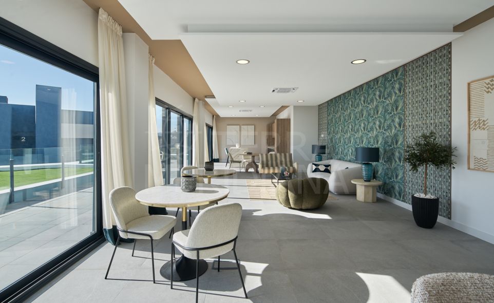 Exquisito ático moderno de 2 dormitorios en venta en La Resina