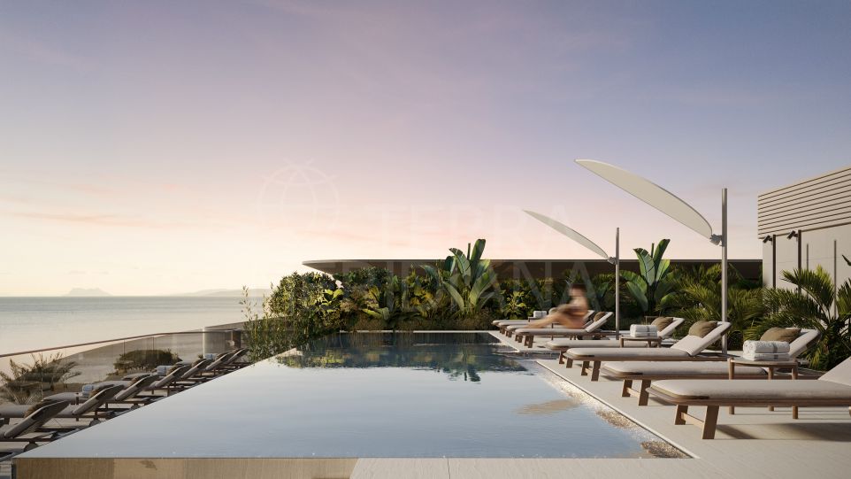 Une nouvelle ère de luxe en bord de mer : Penthouse duplex iconique à Estepona