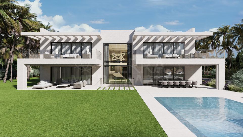 Plot with project and sweeping coastal and mountain views for sale in Paraiso Alto, Benahavis