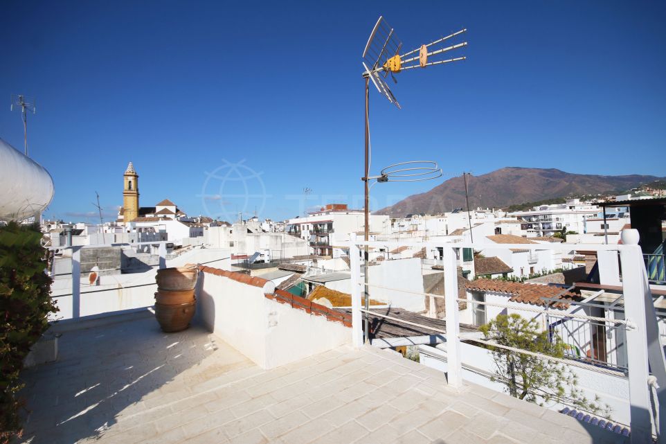 Charming townhouse located in the heart of the old town in Estepona