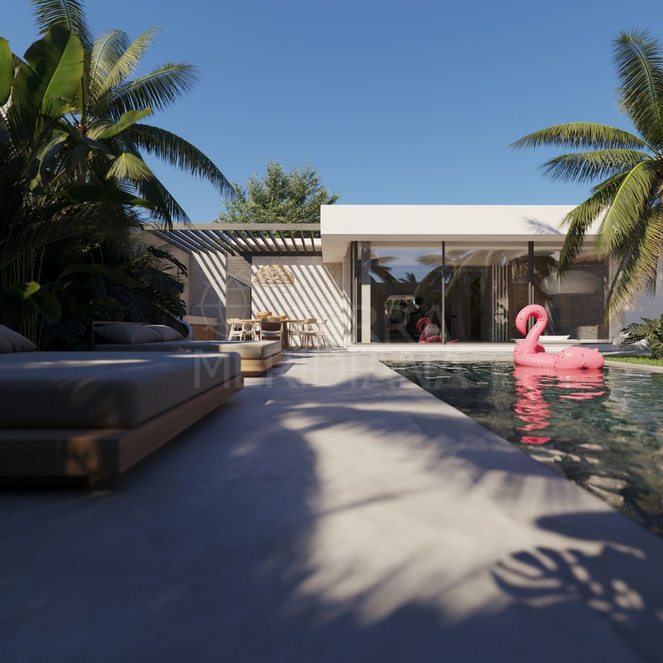 Completamente actualizada e idealmente situada villa de lujo en venta en Nueva Andalucía, Marbella