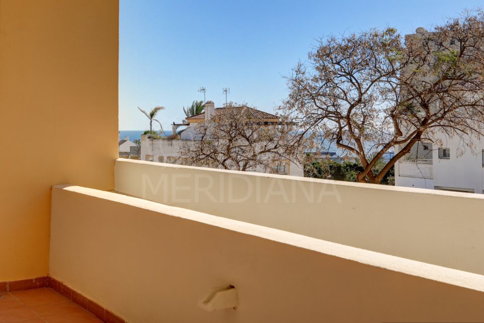 Properties for sale in Puerto Alto, Estepona