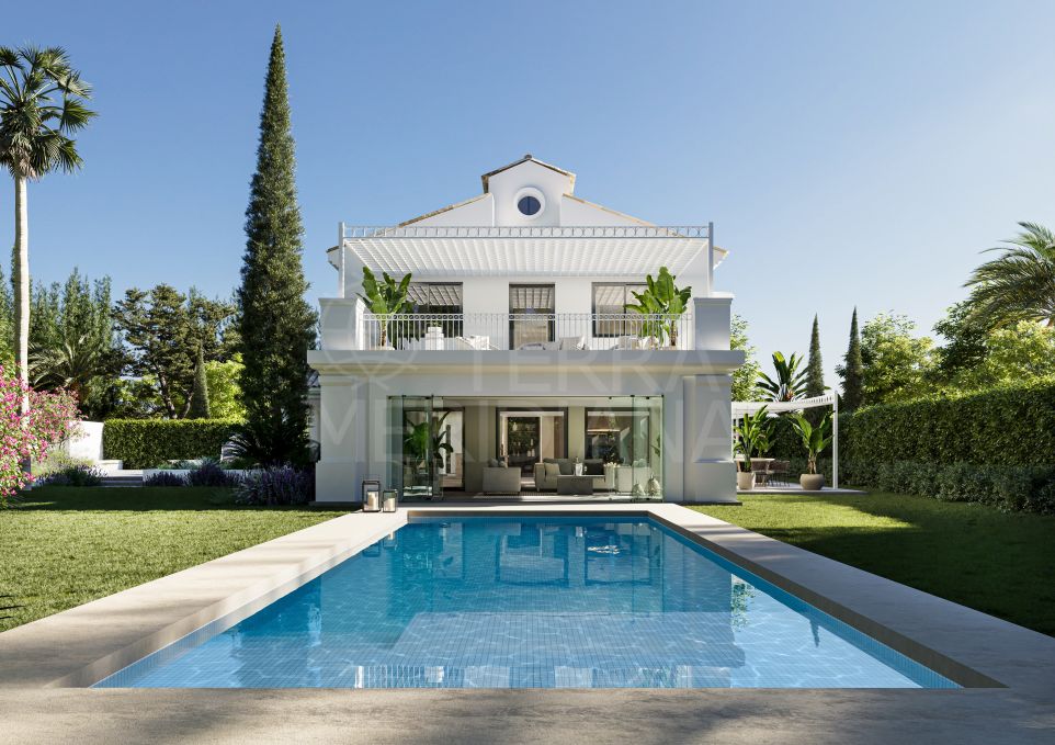 Villa de 4 habitaciones con comodidades modernas y encanto tradicional en venta en Nueva Andalucía, Marbella