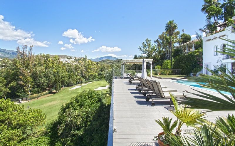 Oportunidad única: Villa de lujo junto a Aloha Golf en venta en Nueva Andalucía, Marbella