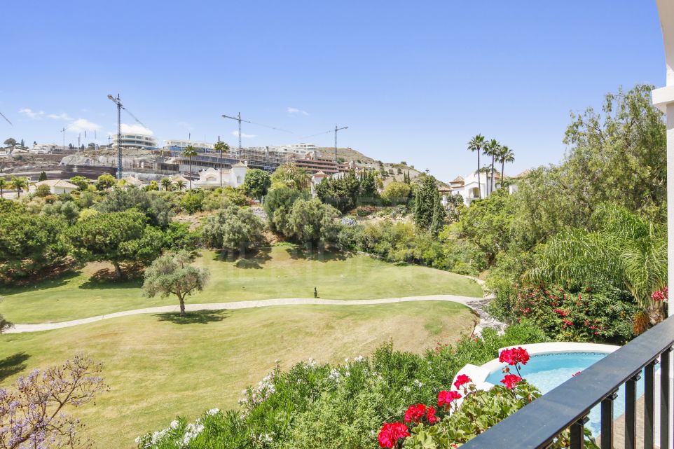 Lujosa villa de 5 dormitorios en venta con vistas al campo de golf La Quinta