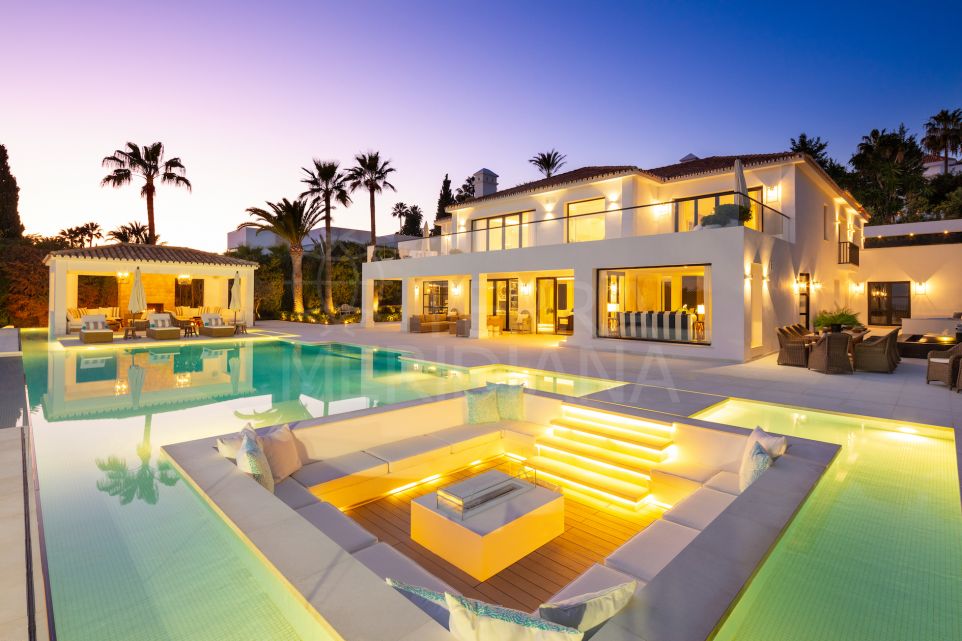Superbe villa moderne avec des équipements exceptionnels à vendre à La Cerquilla, Nueva Andalucia, Marbella