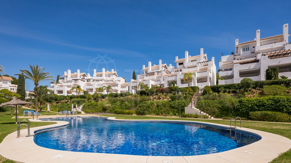 Appartement de luxe rénové dans la communauté exclusive de Palm Beach à Marbella