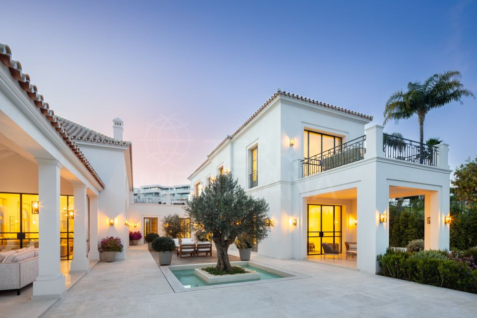 Elegante villa de 6 dormitorios en el prestigioso Valle del Golf de Nueva Andalucía