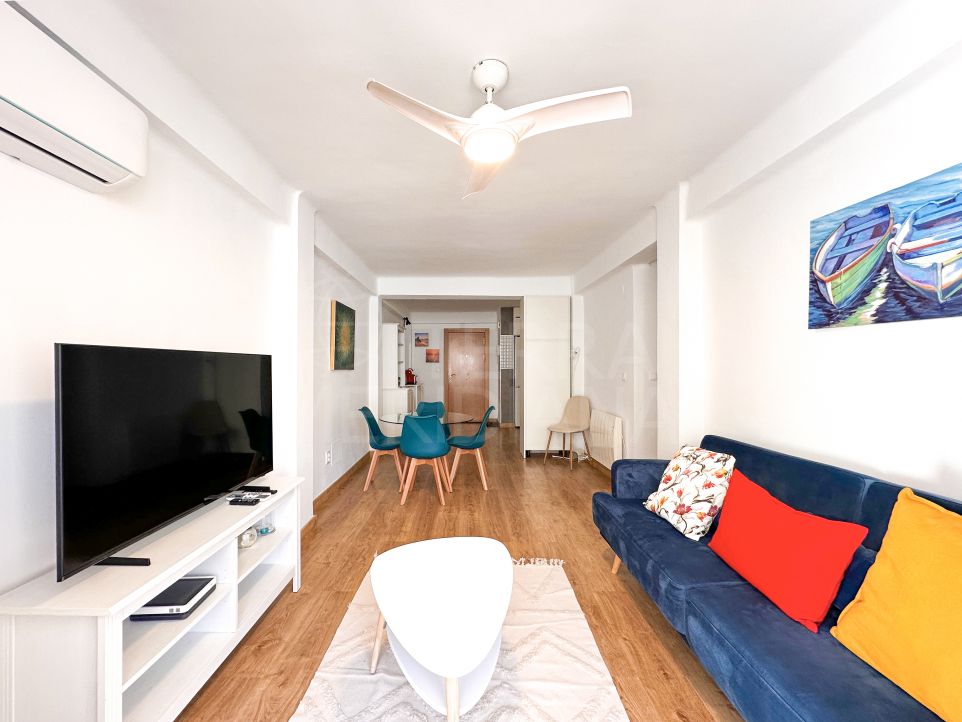 Appartement rénové de 3 chambres à vendre dans le centre-ville d'Estepona