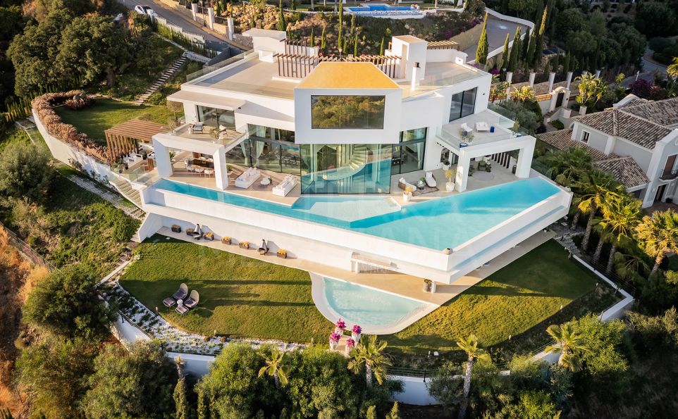 Breathtaking views from this modern villa masterpiece in Altos de Los Monteros