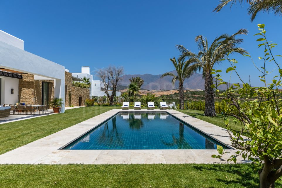 Villa de luxe neuve de 6 chambres à vendre en première ligne du golf de Cortesin, Casares
