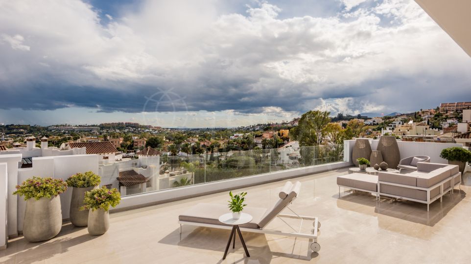 Luxurious contemporary duplex penthouse for sale in 9 Lions Residences, Nueva Andalucia, Marbella