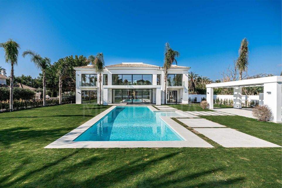 Villa 100m from the beach for sale in much sought after Casasola, Estepona