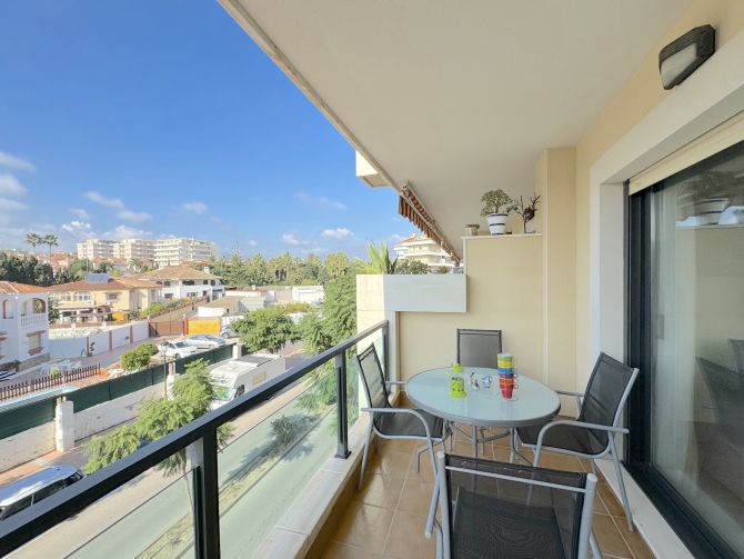 Apartment for sale close to the beach in Sabinillas