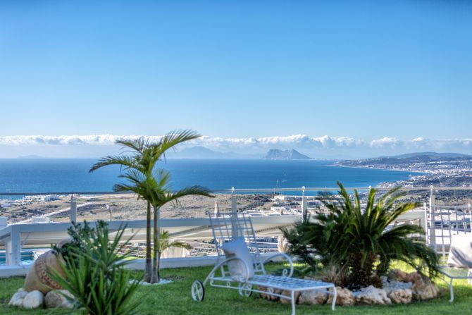 Exclusive Panoramic Villa in the Hills of Estepona