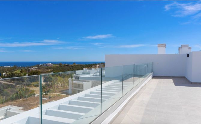 New apartment for sale in a modern complex in Casares