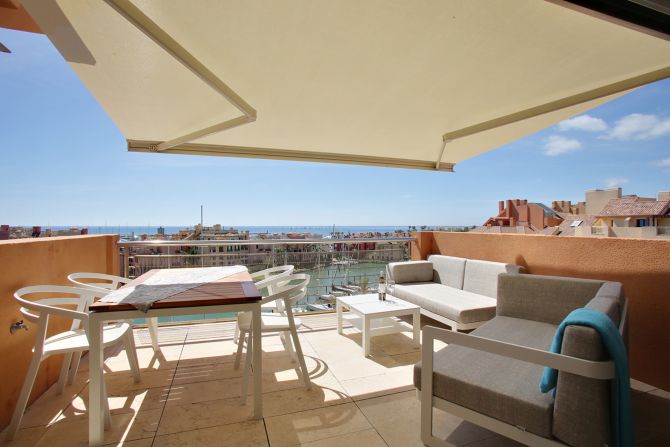 Пентхаус на продажу в Ribera del Marlin, Marina de Sotogrande