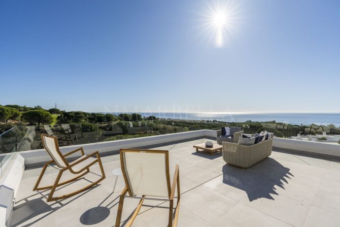 New modern semi-detached villa in complex for sale in Cabopino, Marbella East