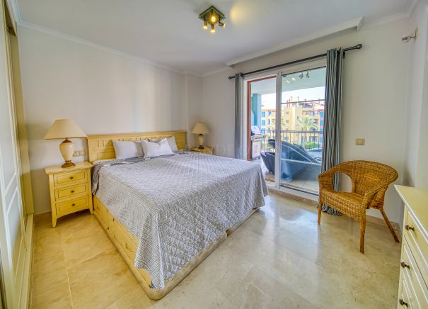 Spektakuläre Wohnung in der Marina Sotogrande