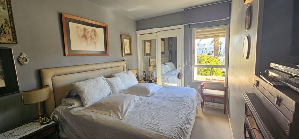 Sotogrande beach area, charming and practical apartment