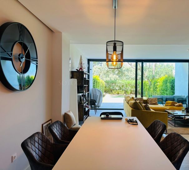 Fantastic Semi-Detached Villa on the Golf Course in San Roque Club