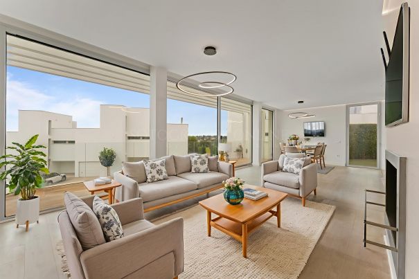 Luxury Semi-Detached House in La Finca, Sotogrande