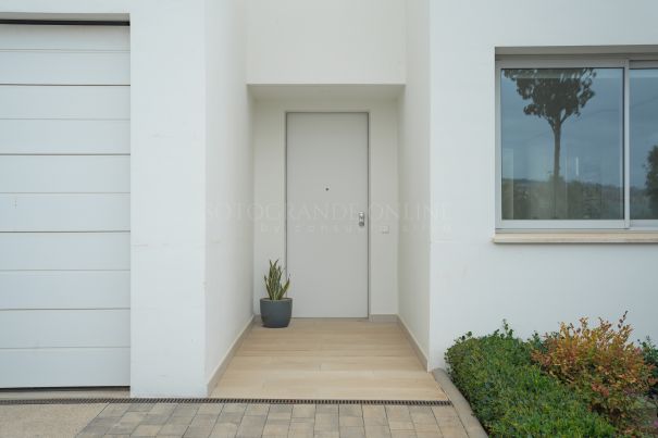 Luxury Semi-Detached House in La Finca, Sotogrande