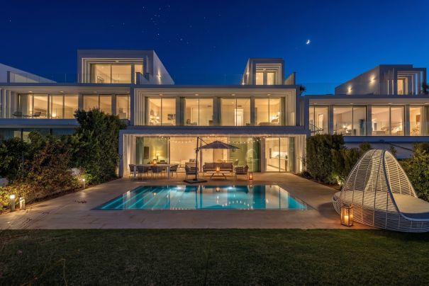Elegant Townhouse with Golf and Sea Views in La Finca, La Reserva de Sotogrande
