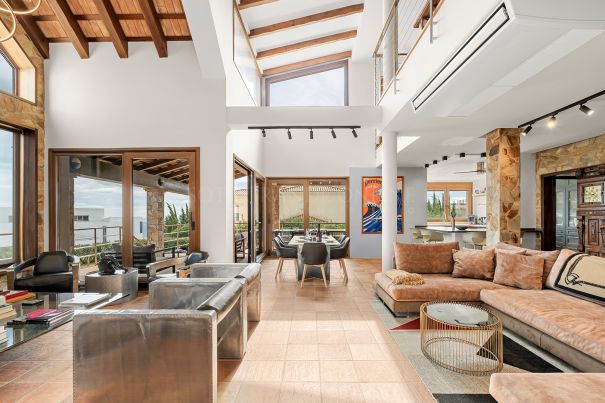Elegant Villa with Panoramic Sea Views in Alcaidesa, Costa del Sol