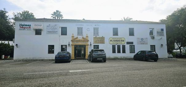 Gewerbeimmobilie zum Verkauf in Galerias Paniagua, Sotogrande
