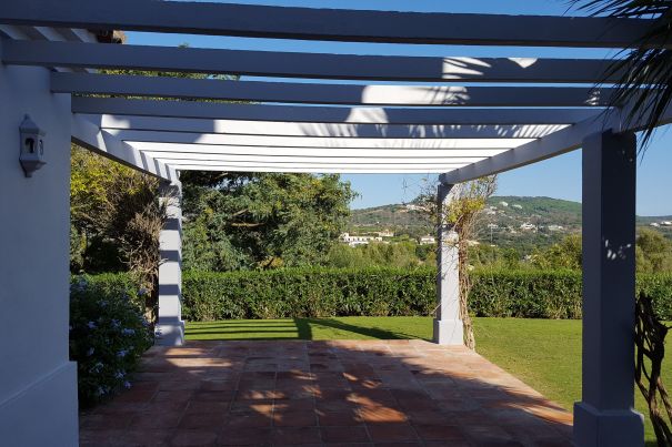 Villa con bonitas vistas al mar y montañas.